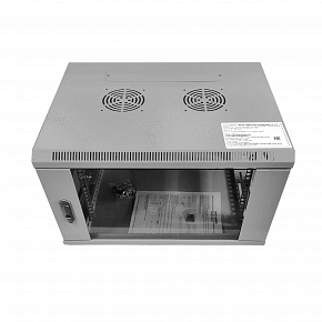Шкаф настенный 12U (600х480) дверь стекло