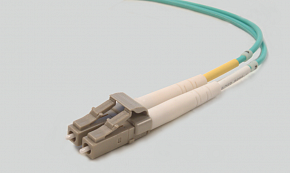Оптический коммутационный шнур дуплексный OS2 9/125 LC-LC 1 м (41F-S2-LC-LC-01)