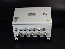 Клеммная коробка KlemBox® КК L300, сталь 300х300х150мм, 120 клемм 20А (40 трехуровневых), вводы 10хМ